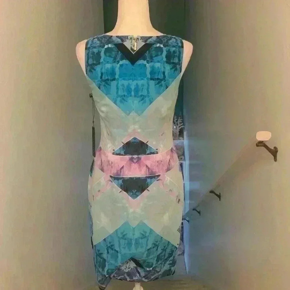 NWT Ivanka Trump sheath dress 2 - Picture 2 of 8